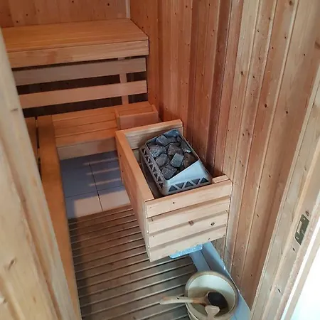 Feriehus Unieke Stadswoning Voor 2 Personen Met Finse Sauna *