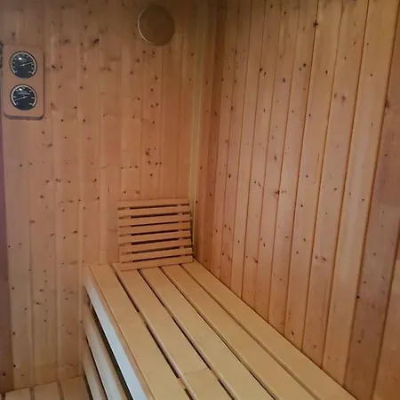 Holiday home Unieke Stadswoning Voor 2 Personen Met Finse Sauna *