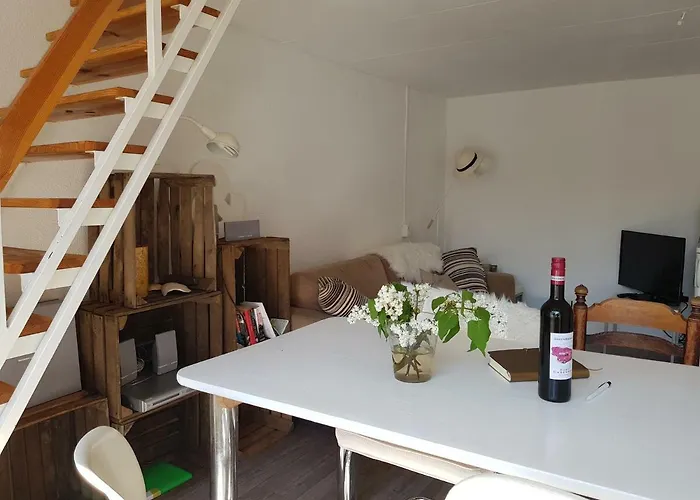 Unieke Stadswoning Voor 2 Personen Met Finse Sauna Semesterbostad *