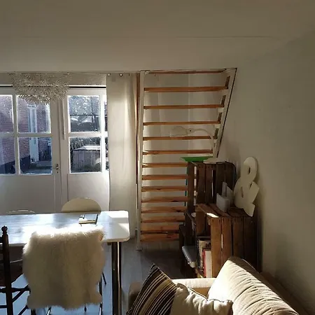 Unieke Stadswoning Voor 2 Personen Met Finse Sauna Vakantiehuis *