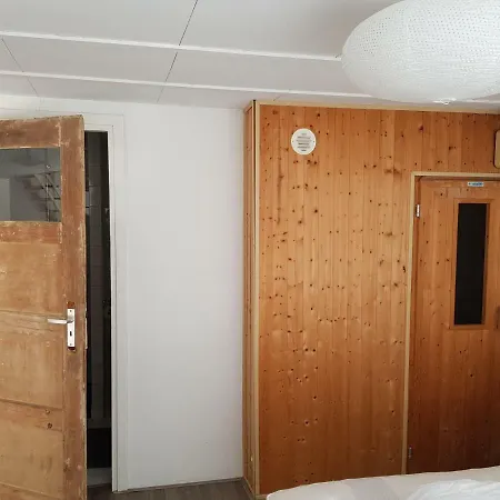 Vakantiehuis Unieke Stadswoning Voor 2 Personen Met Finse Sauna Apeldoorn